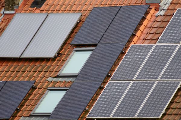 Explorez les solutions écologiques en énergie renouvelable pour vous