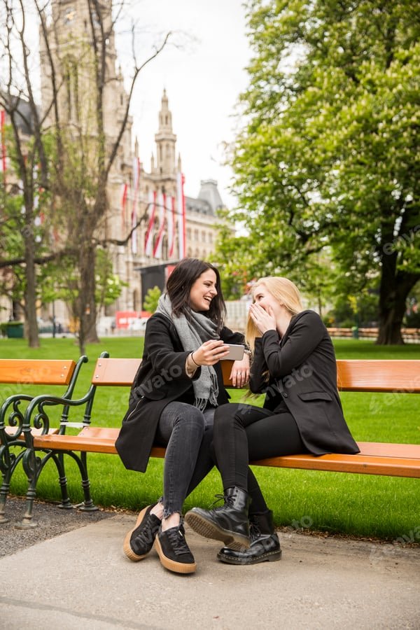 Banc extérieur : des sièges qui embellissent vos espaces publics