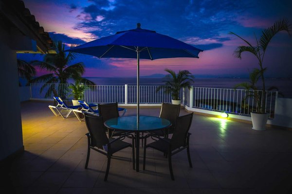 Terrasse extérieur : pourquoi privilégier l'inox pour un garde-corps ?