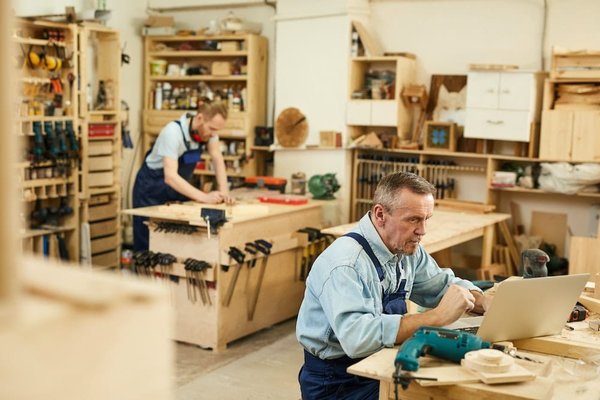 Les tendances actuelles en menuiserie : allier esthétique et performance